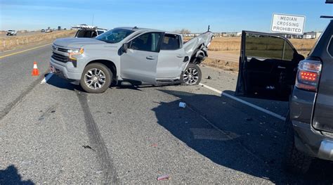 Northbound I-25 closed north of Mead after crash